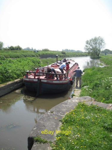Photo 6x4 barge hempholme - barge, at
