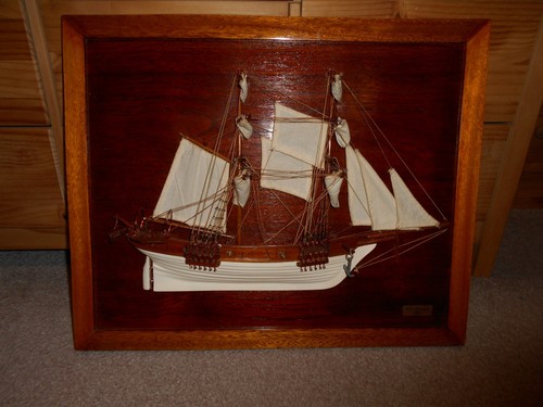 Large half hull - large,